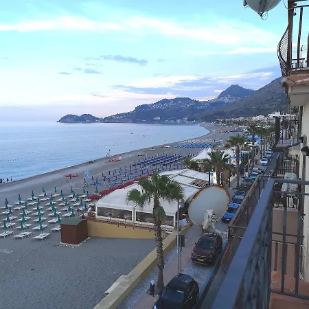 Loft Vista Sul Mare Apartment